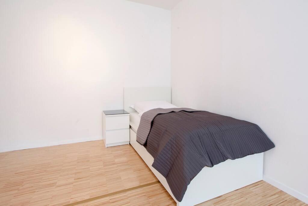 Exclusive 2-Room Souterrain Apartment Nürnberg Eksteriør billede